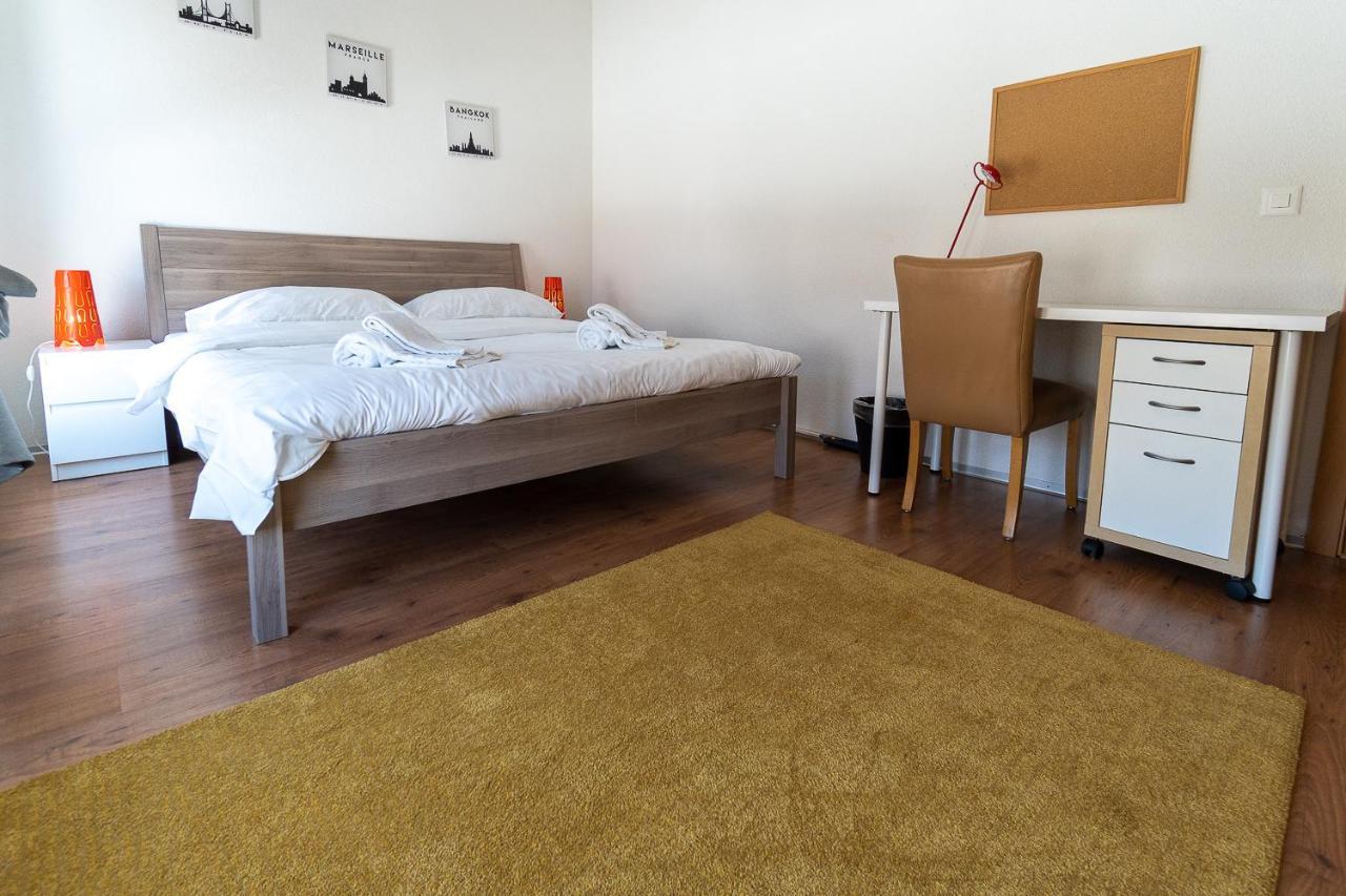 Los Lorentes Residences Bulle Eksteriør bilde